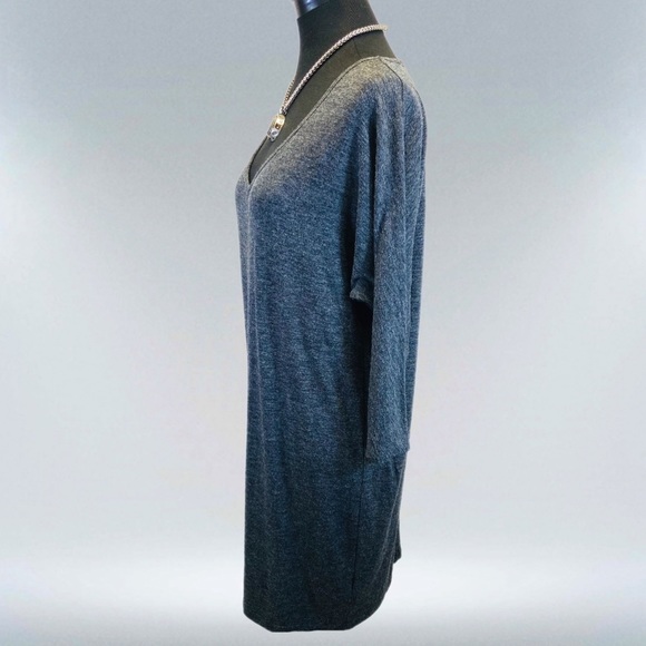 👗 OLD NAVY || Knit V-Necked Shirt Dress- - Picture 3 of 6